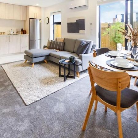 Serenity In The Centre: 2 Bed 2 Bath 크라이스트처치 외부 사진